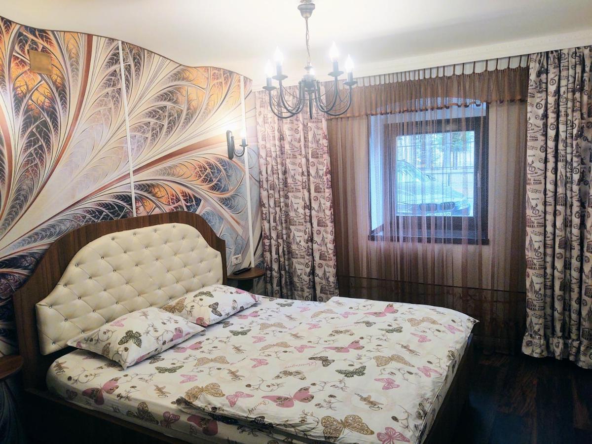 Cezari Aparthotel Braşov Exteriör bild