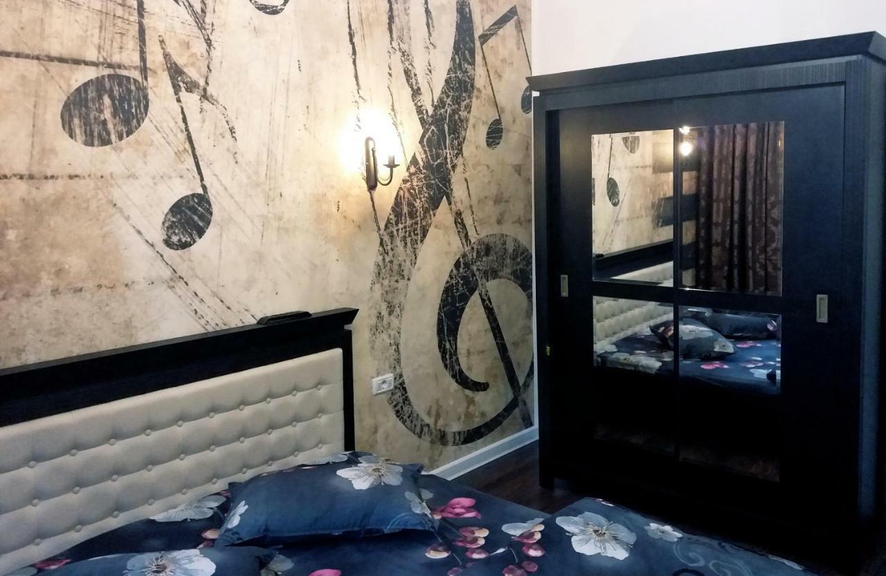 Cezari Aparthotel Braşov Exteriör bild